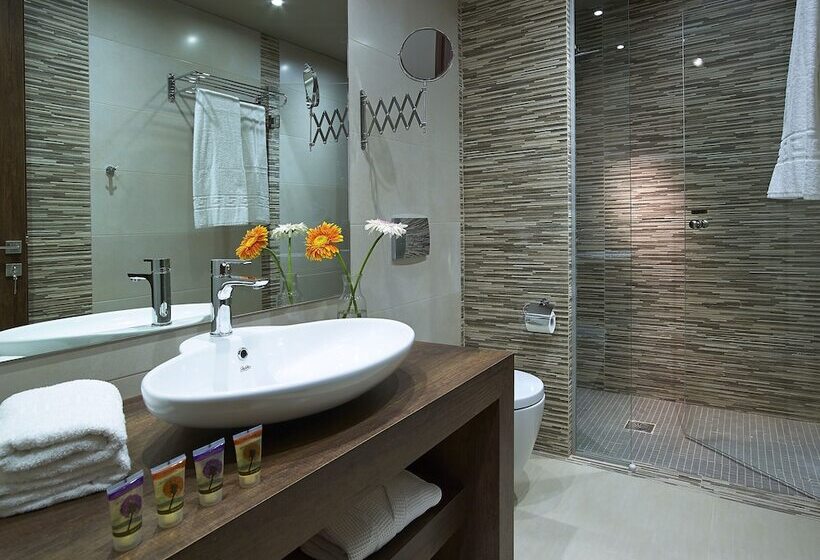 スーペリアトリプルルーム, Elotis Suites