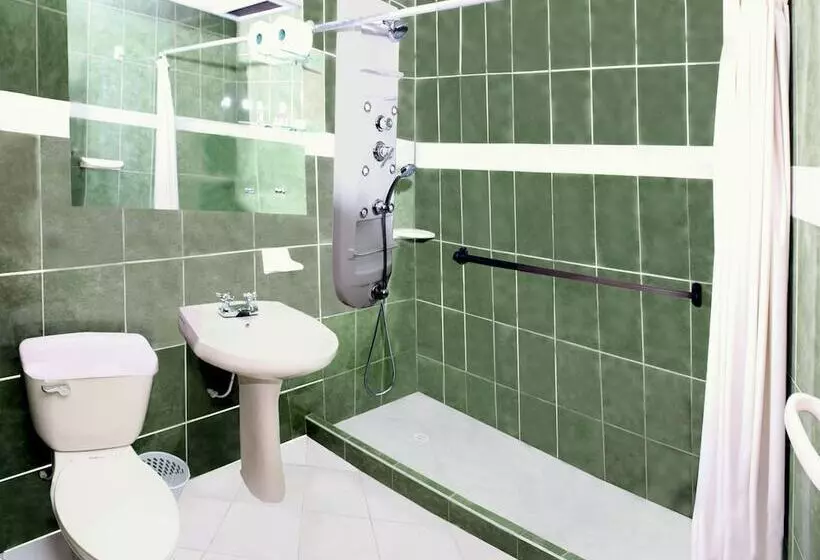 اتاق لوکس, Charlies Place Hotel & Spa