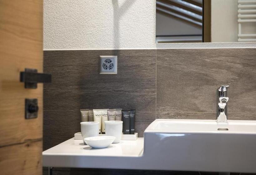 غرفة سوبيريور, Chesa Valese