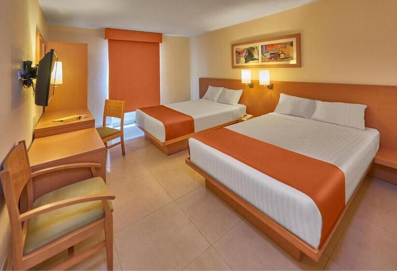 غرفه قياسيه سريرين مزدوجين, City Express By Marriott Mazatlan