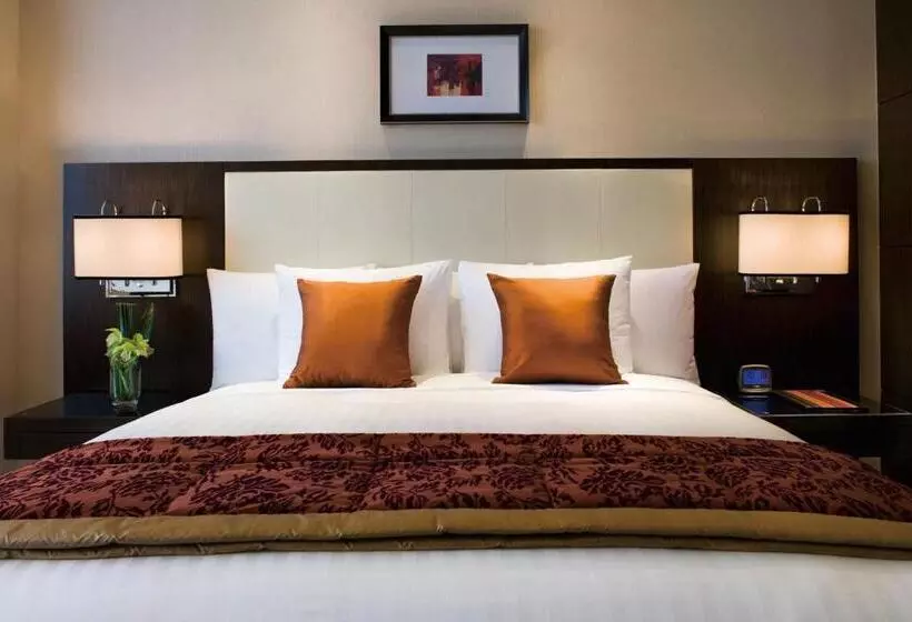 キングサイズベッドのエクゼクティブルーム, Courtyard By Marriott Shanghai Xujiahui