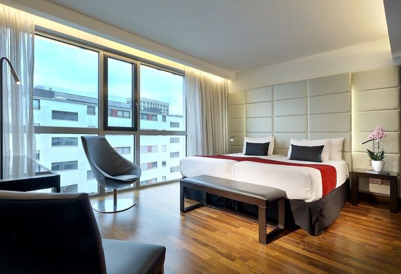 Номер Стандарт, Eurostars Grand Central