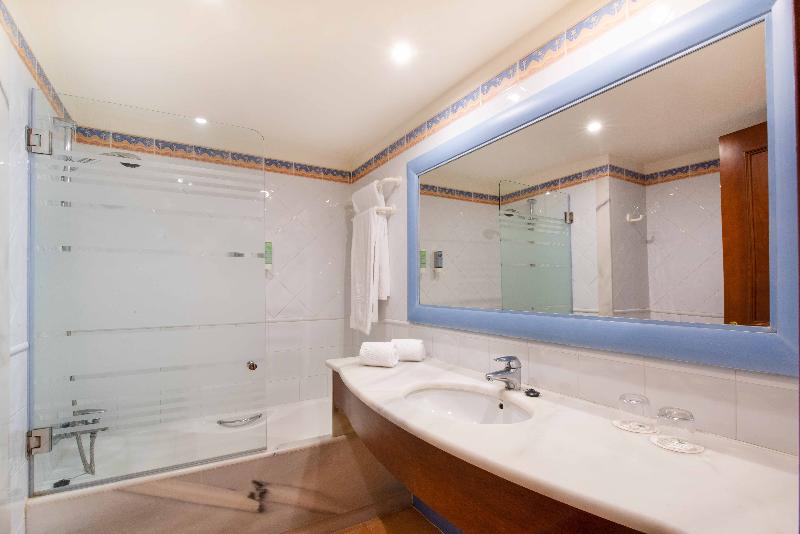 Люкс Кровать Кинг, Four Points By Sheraton Fort Lauderdale Airport  Dania Beach