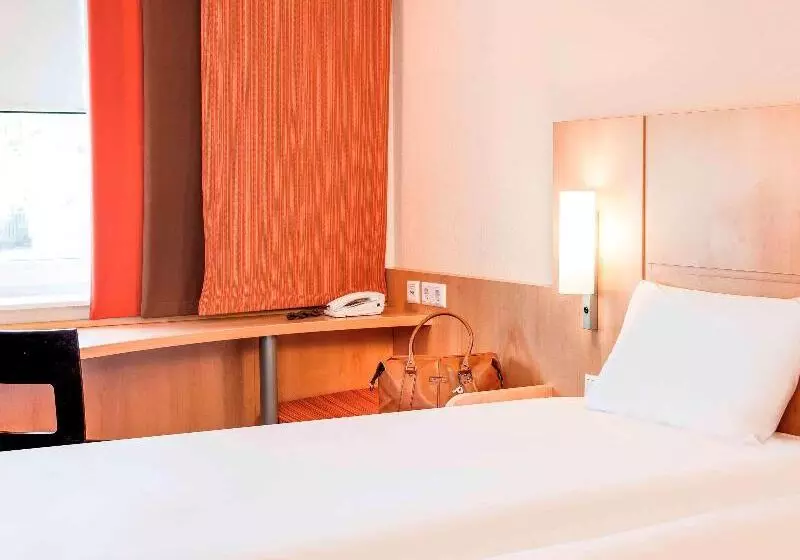 スタンダードルーム, Ibis London Elstree Borehamwood