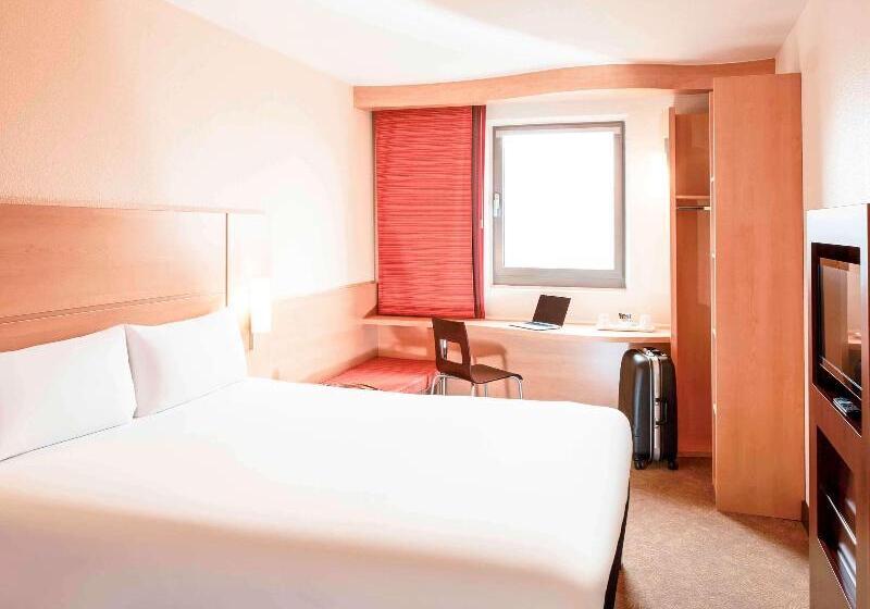 Номер Стандарт, Ibis London Elstree Borehamwood
