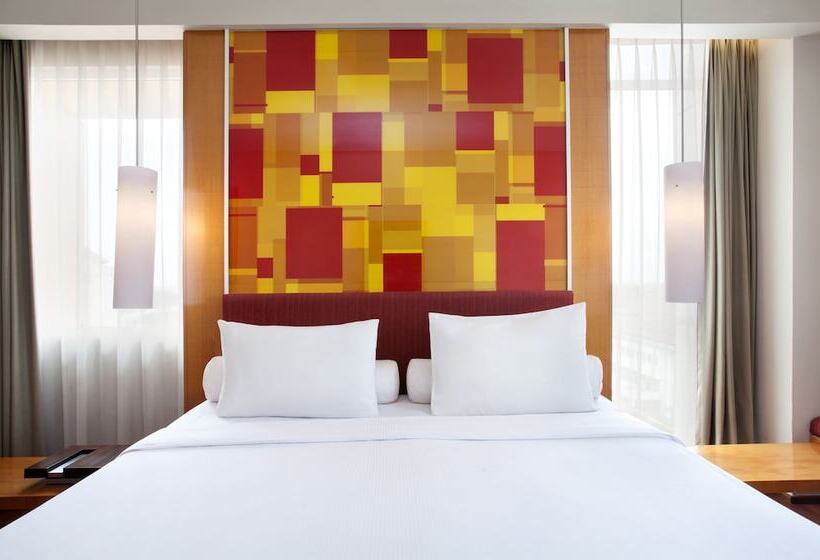 ファミリールーム, Ibis Styles Solo