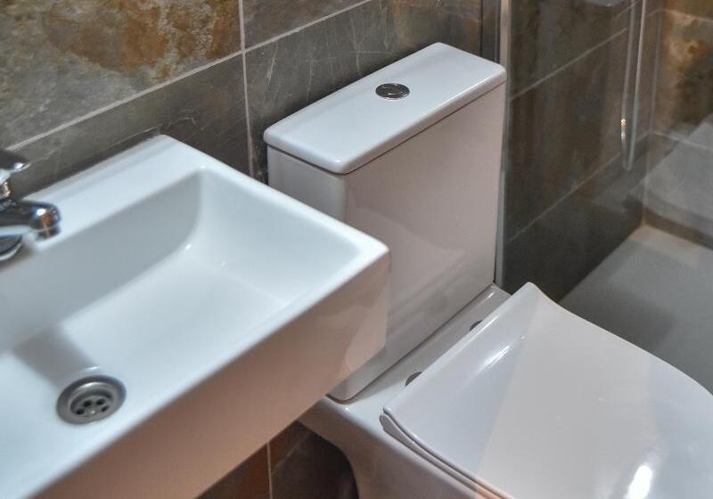 スーペリアスタジオ, Iraklis Studios & Apartments