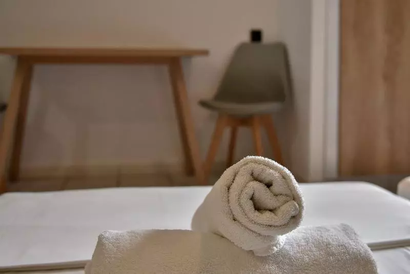 スーペリアスタジオ, Iraklis Studios & Apartments