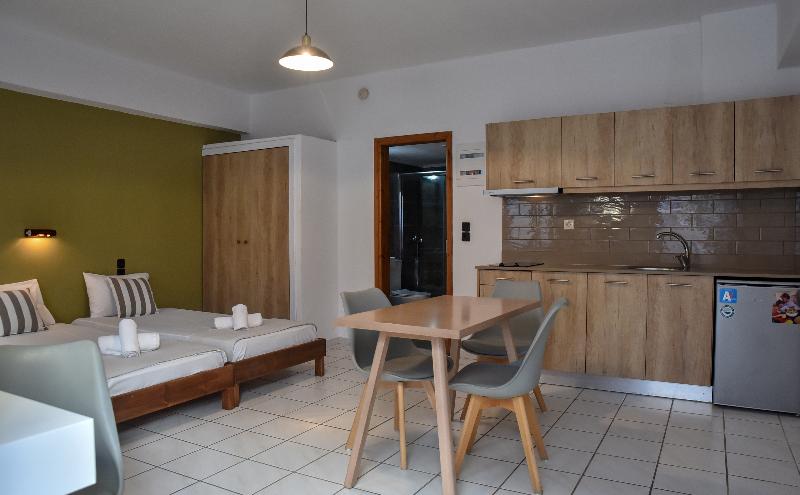 Standart Stüdyo, Iraklis Studios & Apartments