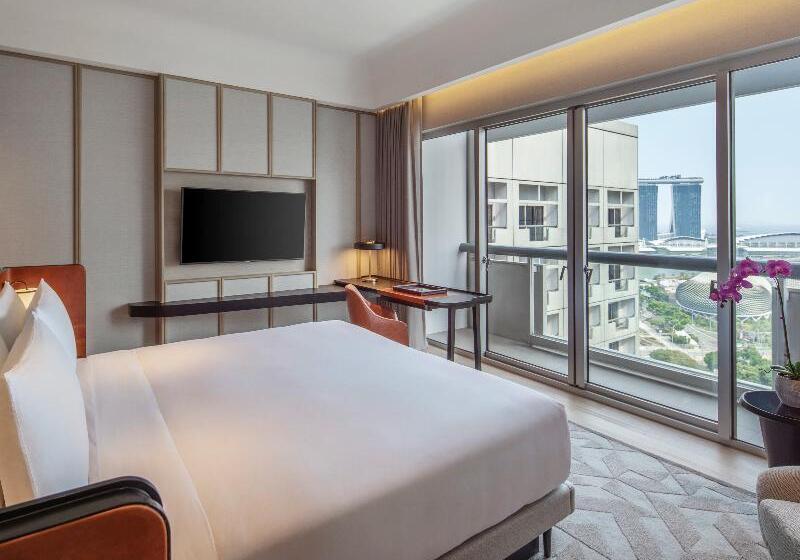 اتاق استاندارد یک نفره, Justus