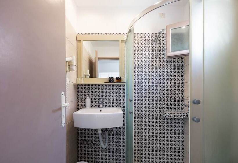 Triple Room Sea View, Kavuras Village