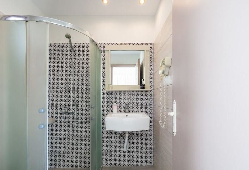 景色の見えるスタンダード４人部屋, Kavuras Village