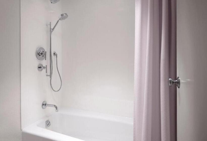 غرفة قياسية سرير كينج, Marriott Hutchinson Island Beach Resort, Golf & Marina