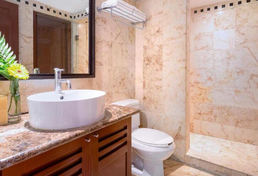 , Maya Villa Condo Hotel And Beachclub