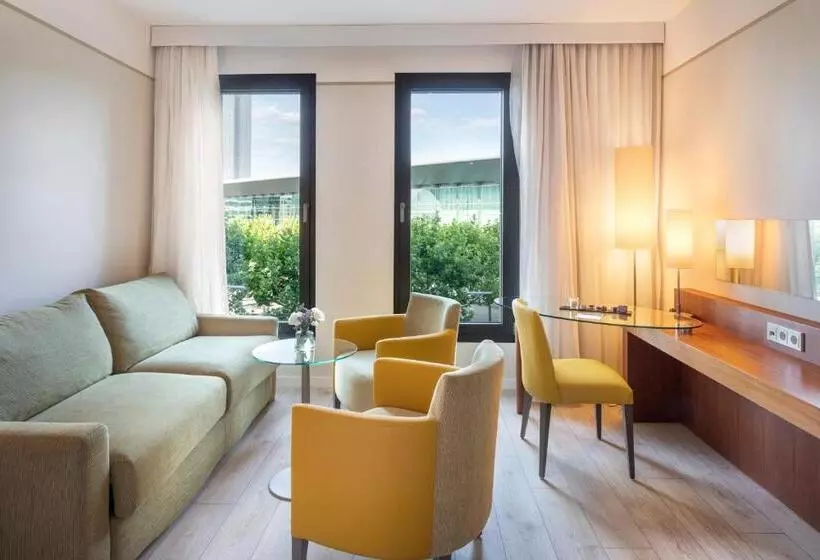 اتاق پرمیوم, Melia Luxembourg