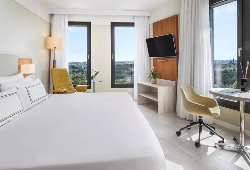 سوییت, Melia Luxembourg