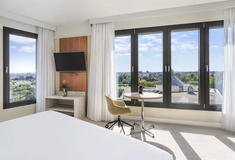 سوییت, Melia Luxembourg