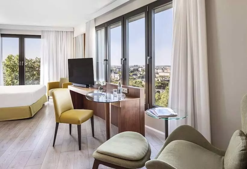 Premium Room City View, Melia Luxembourg