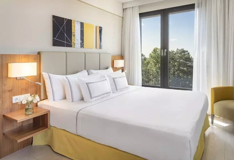 Premium Room City View, Melia Luxembourg