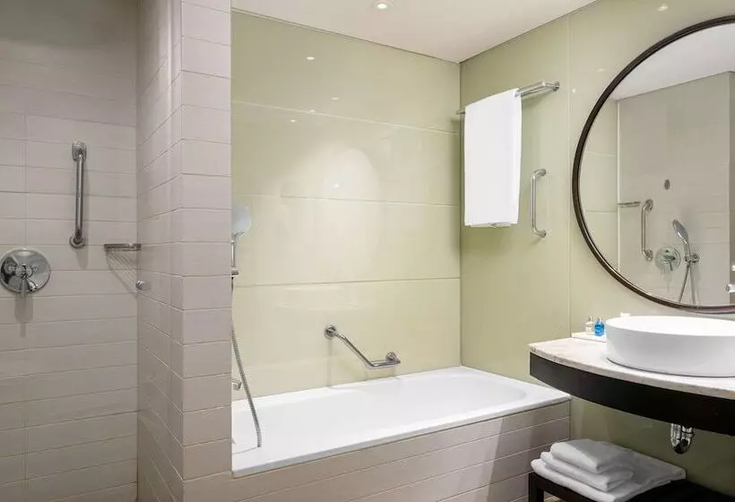 سوییت جونیور, Radisson Blu Hotel Bucharest