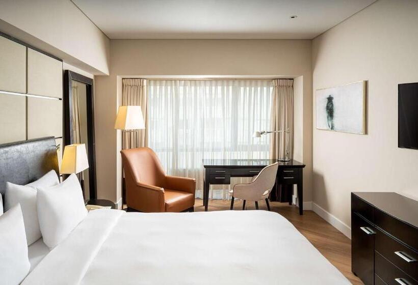 Номер Superior, Radisson Blu Hotel Bucharest