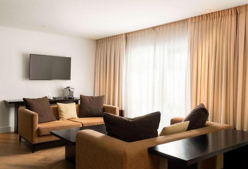 سوییت, Radisson Blu Hotel Bucharest