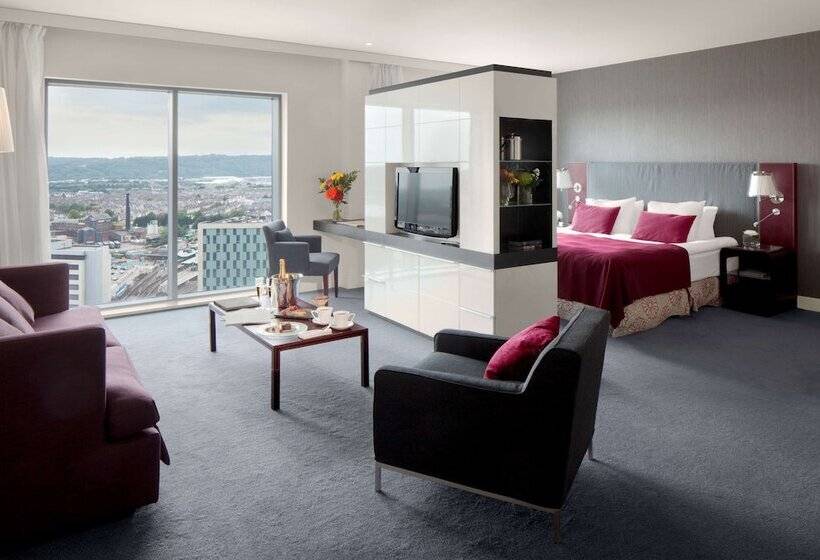 주니어 스위트, Radisson Blu Hotel, Cardiff
