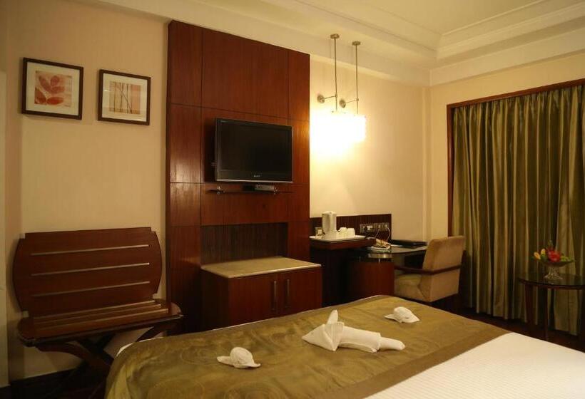 غرفة ديلوكس, The Acura Bmk