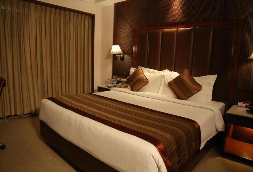 غرفة ديلوكس, The Acura Bmk