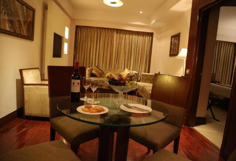 جناح, The Acura Bmk