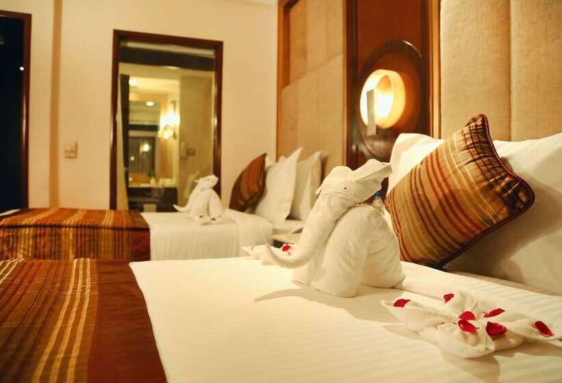 غرفة ديلوكس, The Acura Bmk