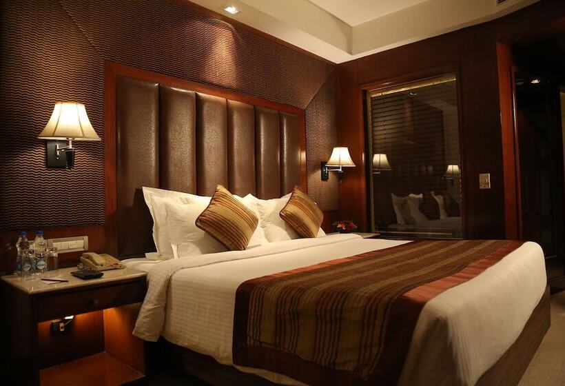 غرفة تنفيذية, The Acura Bmk