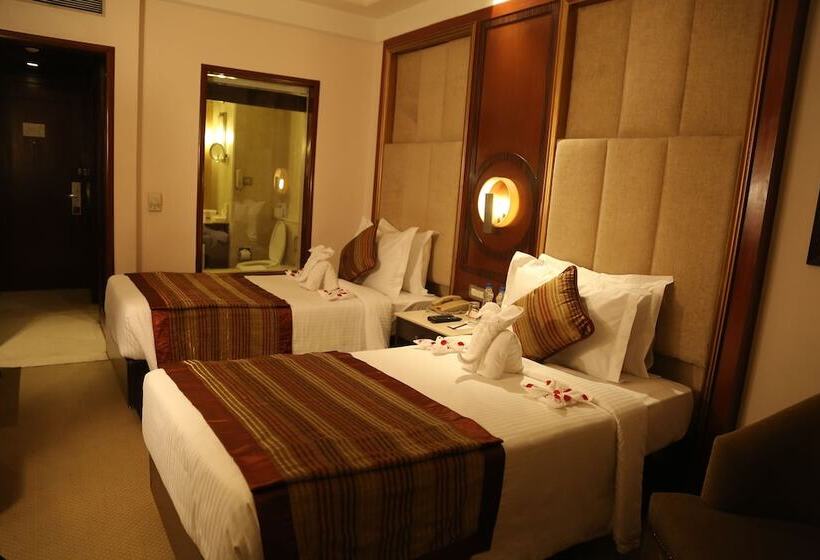 غرفة تنفيذية, The Acura Bmk