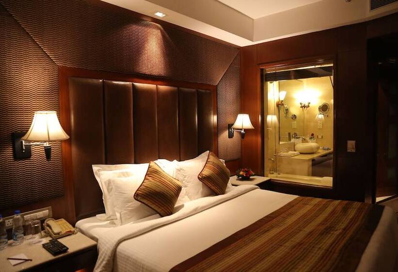 غرفة تنفيذية, The Acura Bmk