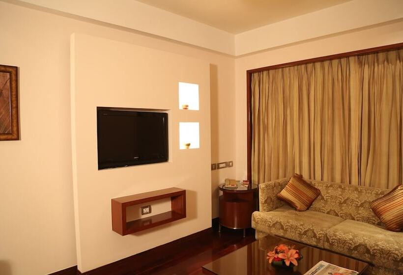 جناح, The Acura Bmk