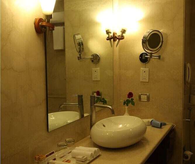 جناح, The Acura Bmk