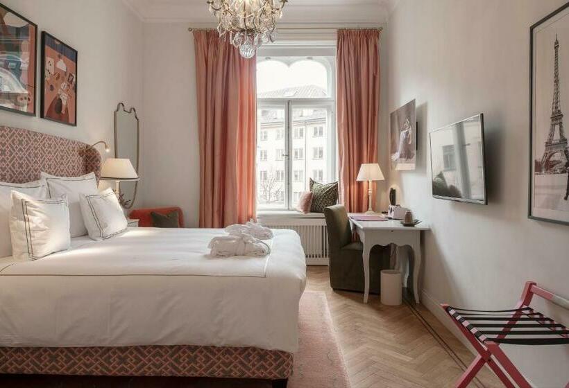 디럭스 룸 킹사이즈 침대, The Sparrow