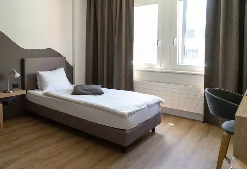 スタンダードシングルルーム, Tailormade Hotel Stans Süd
