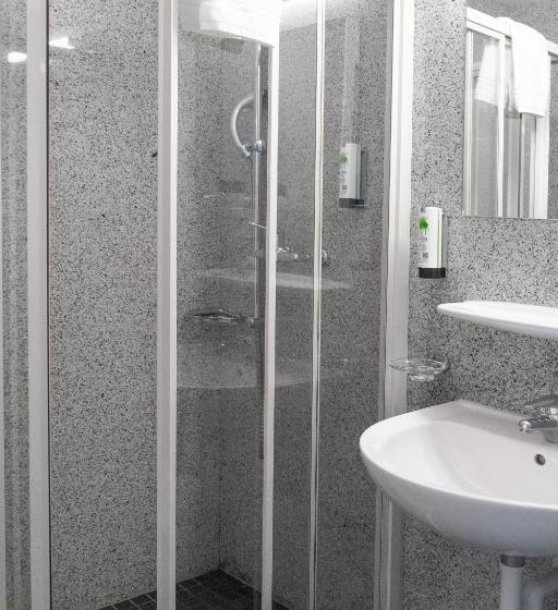 Номер Стандарт Индивидуальный, Tailormade Hotel Stans Süd