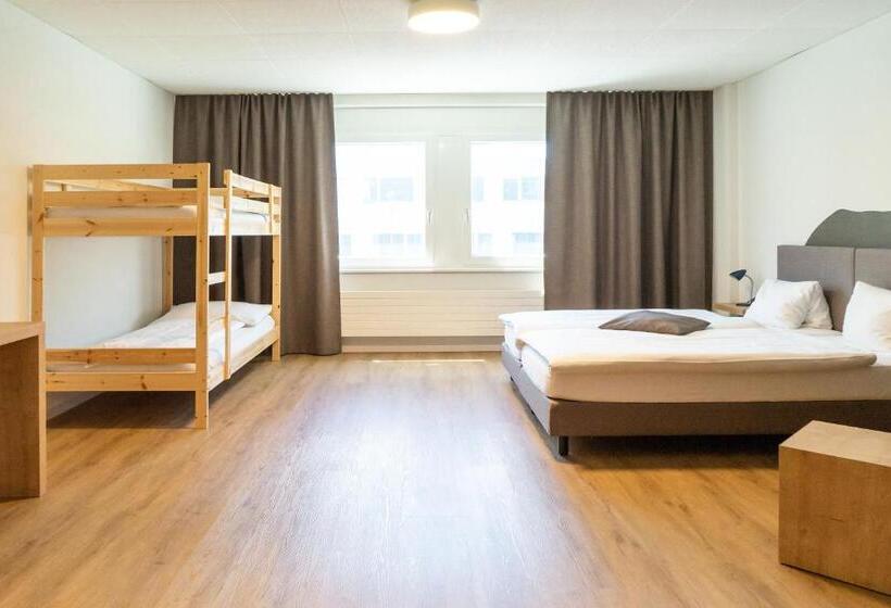 Четырехместный Номер Стандарт, Tailormade Hotel Stans Süd