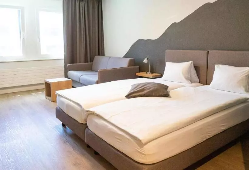 スーペリアールーム, Tailormade Hotel Stans Süd