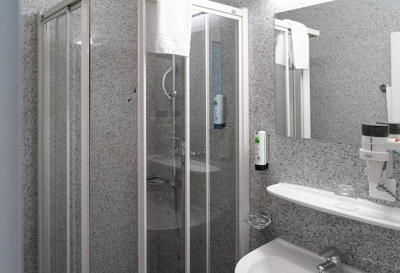 高级大房间, Tailormade Hotel Stans Süd