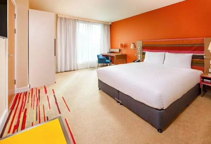 اتاق استاندارد, Radisson Blu Hotel, Cardiff