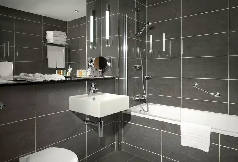 اتاق استاندارد, Radisson Blu Hotel, Cardiff