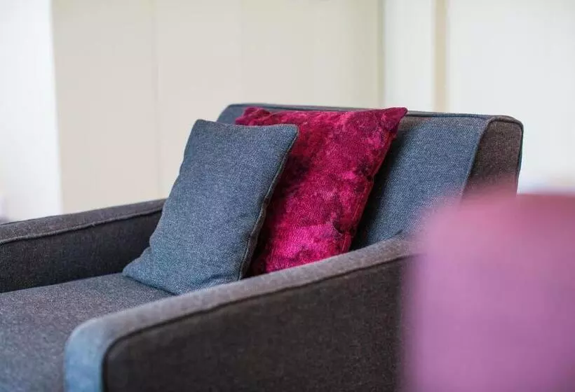 اتاق استاندارد, Radisson Blu Hotel, Cardiff