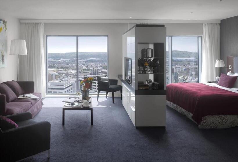 주니어 스위트, Radisson Blu Hotel, Cardiff