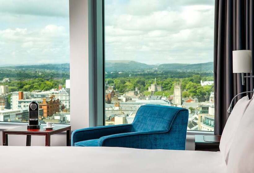 주니어 스위트, Radisson Blu Hotel, Cardiff