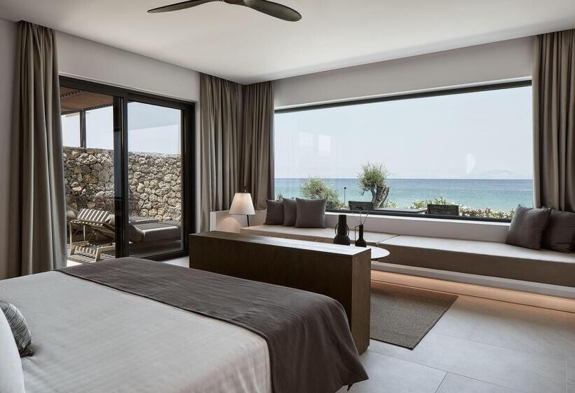 オーシャンビュースイート, The Olivar Suites