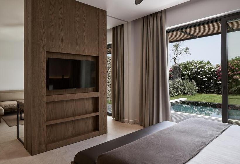 オーシャンビュースイート, The Olivar Suites