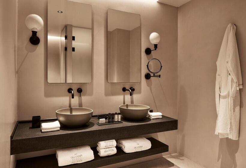 Полулюкс с Бассейном, The Olivar Suites